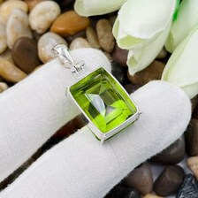 Handcrafted Faceted Peridot Sterling 925 Silver Pendant, Gift For Your Loved Ones.