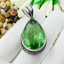Faceted Peridot Sterling Silver Pendant, Gift For Your Loved Ones – Vintage Style Jewelry