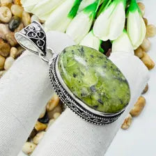Lizardite Sterling Silver Pendant, Gift For Your Loved Ones – Vintage Style Jewelry