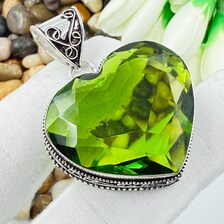Faceted Peridot Sterling Silver Pendant, Gift For Your Loved Ones – Vintage Style Jewelry