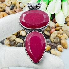Handmade Faceted Kashmiri Ruby Sterling Silver Pendant, Vintage Style Jewelry.
