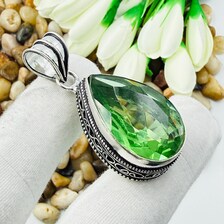 Faceted Peridot Sterling Silver Pendant, Gift For Your Loved Ones – Vintage Style Jewelry